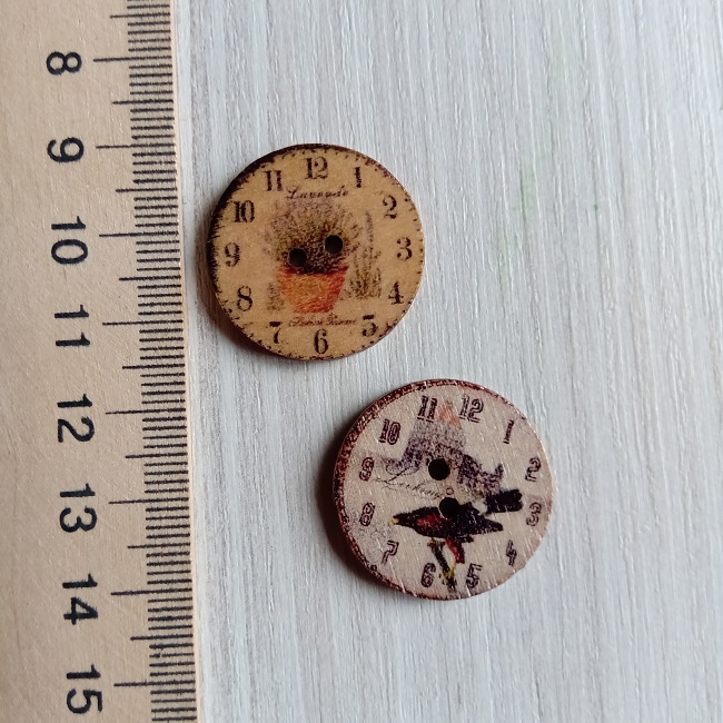 Ґудзик деревяний Годинник, 25 мм., асорті.