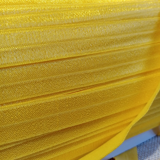 Бейка стрейчева 15 мм., жовта (жовток). 004-1