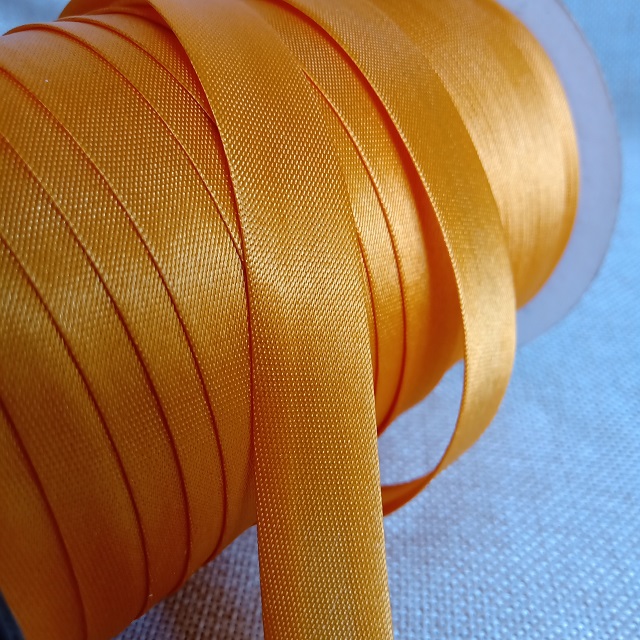 Коса бейка атлас, 15 мм, жовтогарячий (апельсин) (021)