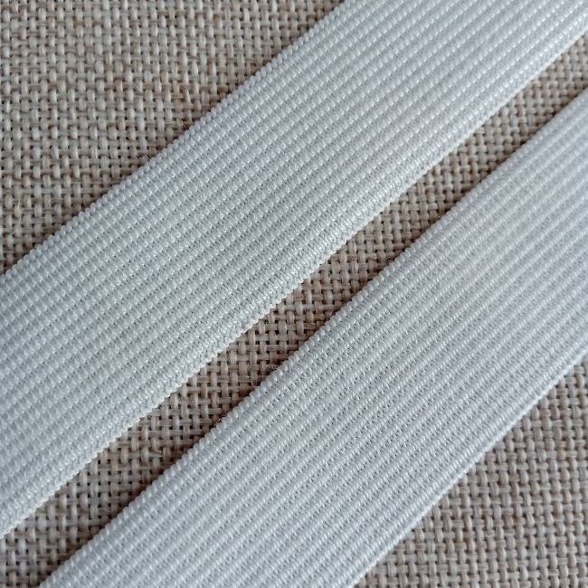 Резинка білизняна вязана, 25 мм., біла.