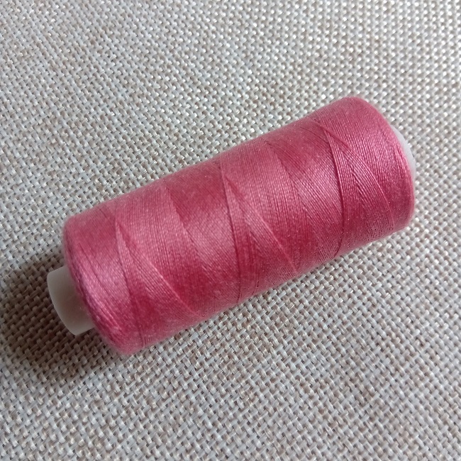 Нитка швейна Ninatex, 40/2 400 ярдів, рожевий 114.