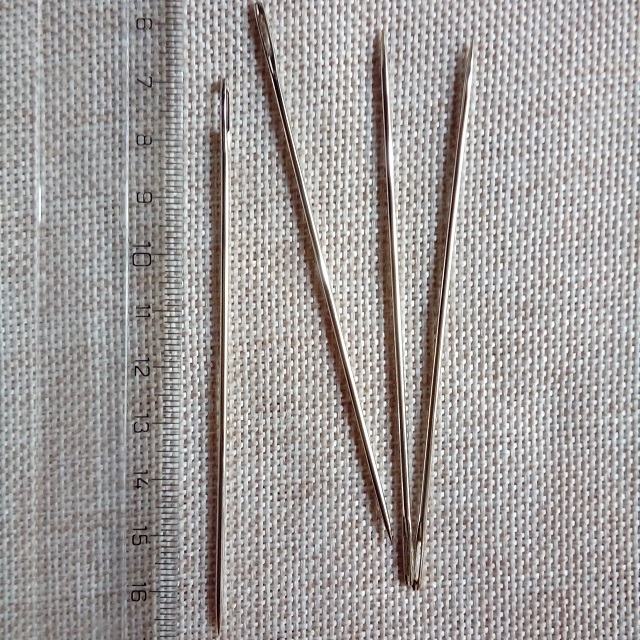 Голка для ручного шиття, 100 мм.