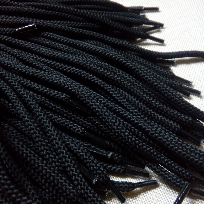 Шнурки круглі, товсті 6 мм., 60 см., чорний.