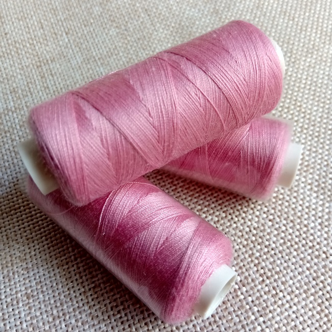 Нитка швейна Kiwi 40/2 400 ярд., рожева (156)