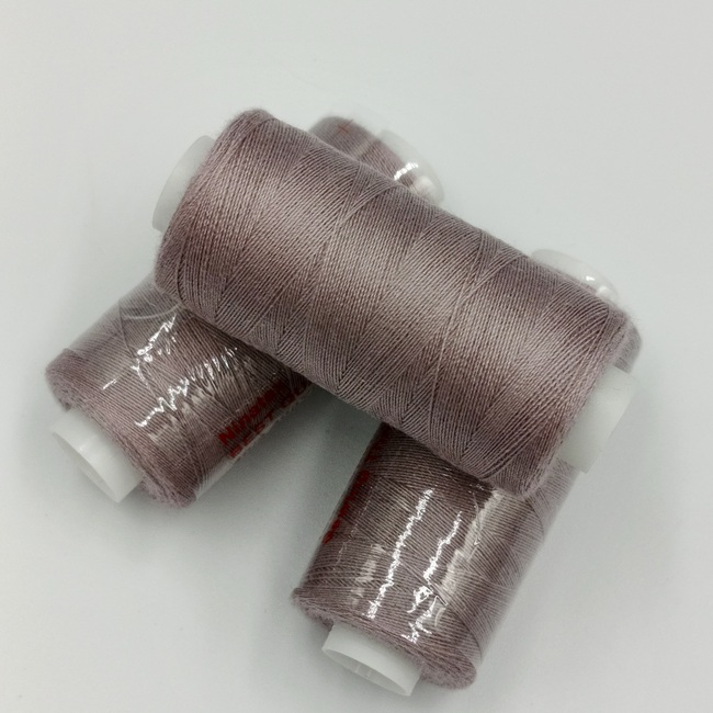 Нитка швейна Ninatex 40/2 400 ярд., пудровий (364)