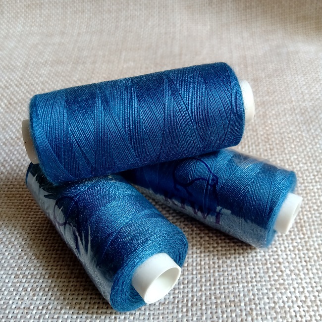Нитка швейна Kiwi 40/2 400 ярд., темно-блакитний (314)