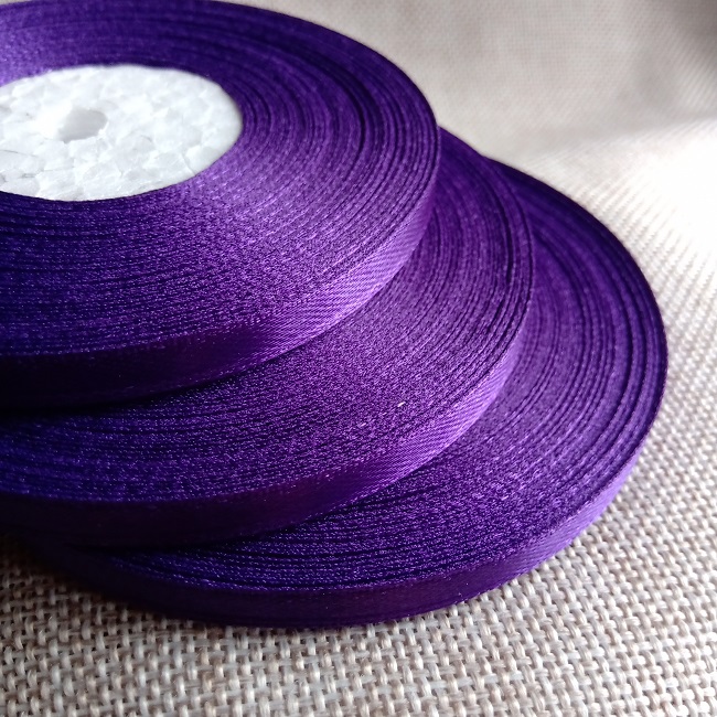 Атласная лента 6 мм., фиолетовый.