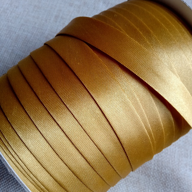 Коса бейка атлас, 15 мм, золотистий (6021)