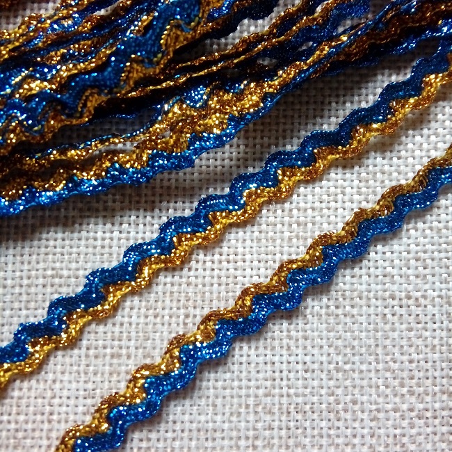 Тасьма Зиг-заг, парча, 0,5 см., золото-синій.