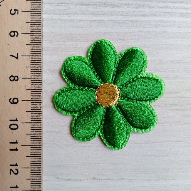 Нашивка Зелена квітка 50х50 мм.