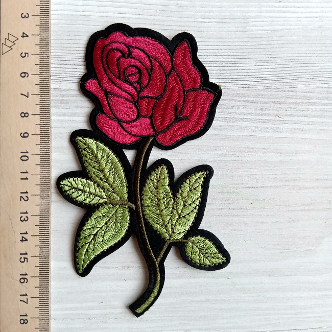 Нашивка Троянда з листочками 80х150 мм.