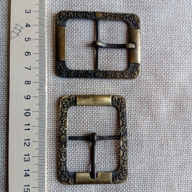Пряжка металева, 35х45 (48х60) мм., антик.