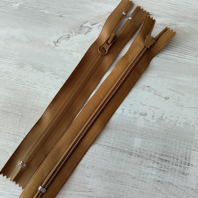 Блискавка водовідшт., спіральна, потайна, тип-7, 20 см, койот (494)