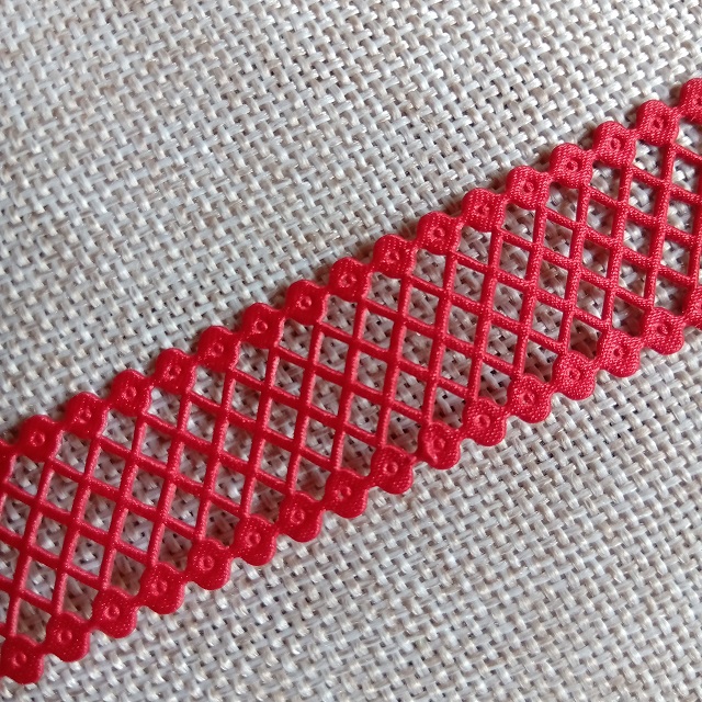 Мереживна стрічка Сіточка, 2 см, червона.
