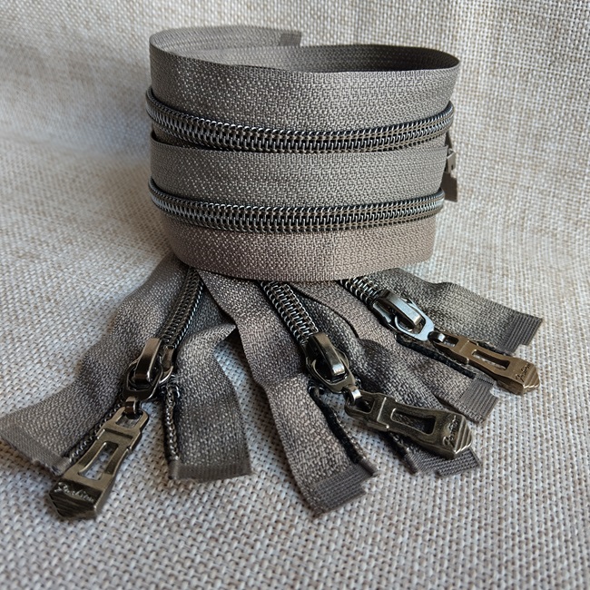 Блискавка спіральна, тип-7, 80 см, black silver, попільно-коричнева