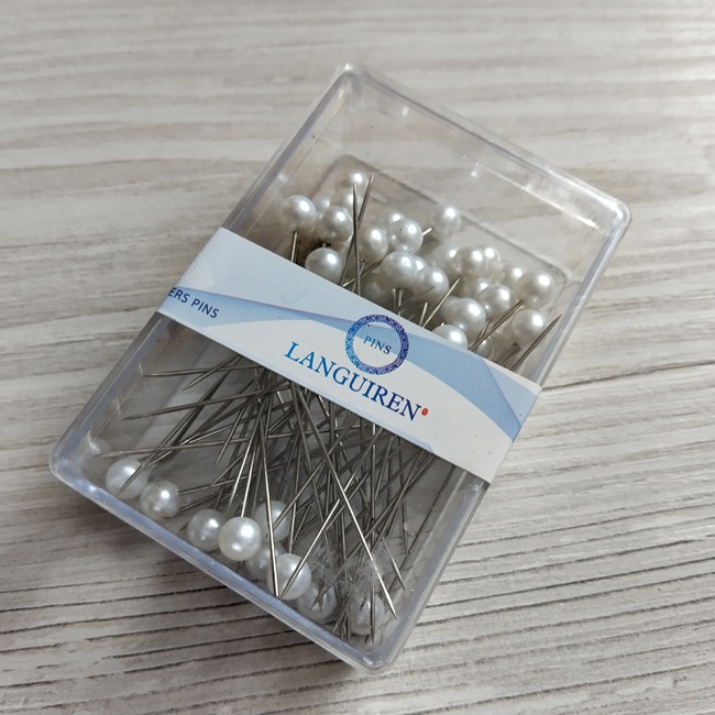 Шпилька-намистина біла в пластиковій коробці, 50 мм, 48 шт