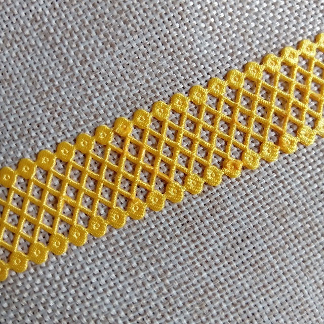 Мереживна стрічка Сіточка, 2 см, темно-жовта.