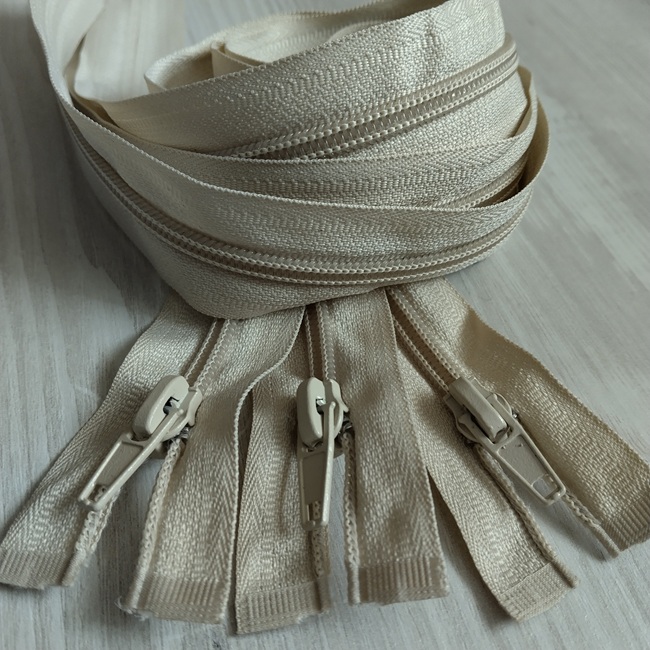 Блискавка спіральна, тип-5, 65 см, світло-бежева