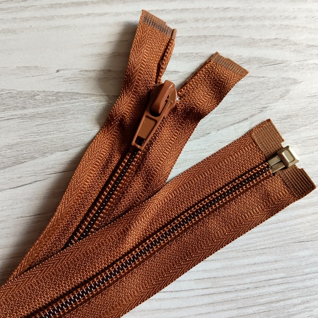 Блискавка спіральна, тип-5, 65 см, коричневий