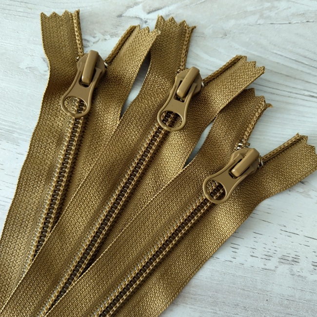 Блискавка спіральна, нероз'ємна, тип-7, 20 см, койот (494)