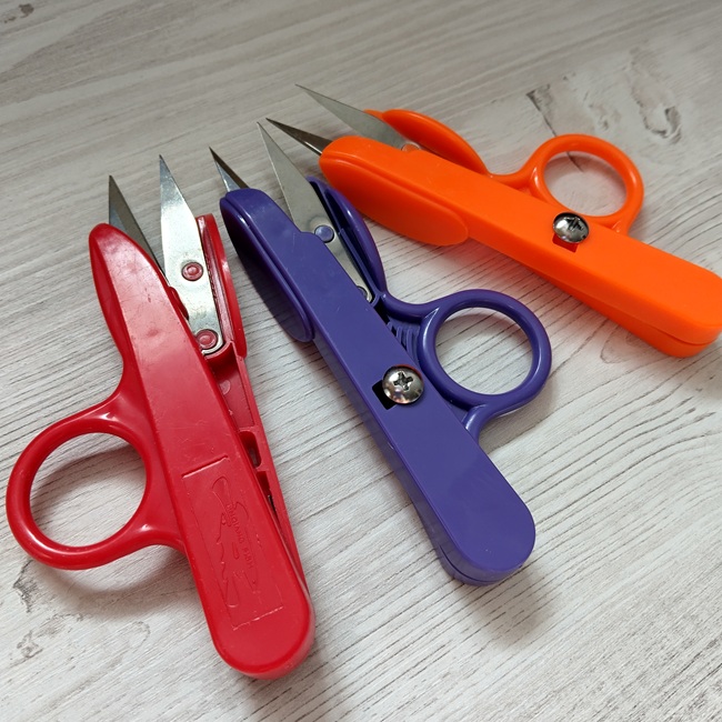 Ножиці для обрізки ниток, 12 см, кольорові