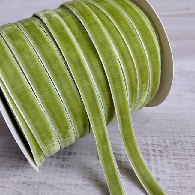 Тасьма велюр (бархат), 10 мм, салатова