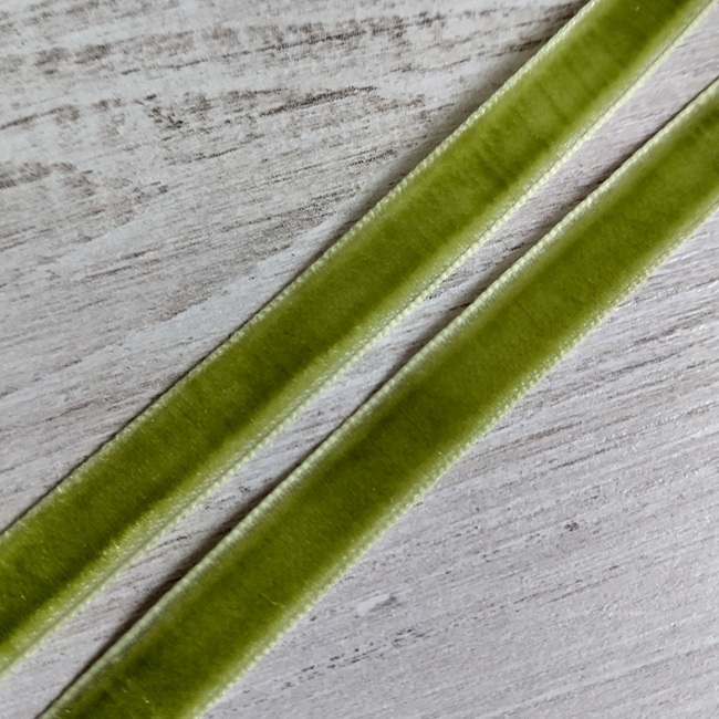 Тасьма велюр (бархат), 10 мм, салатова