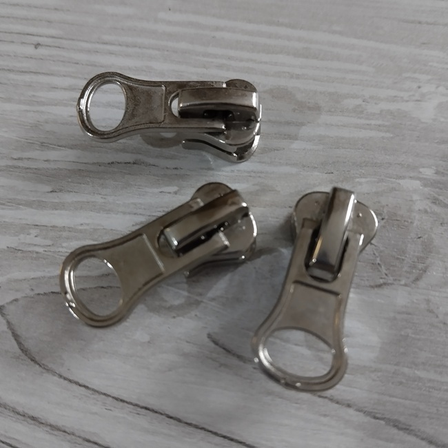 Бігунок трактор, тип-5, Велике вухо, з фіксатором,  нікель**