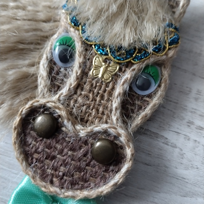 Сувенір Кінь на магніті, 15х9 см (018)