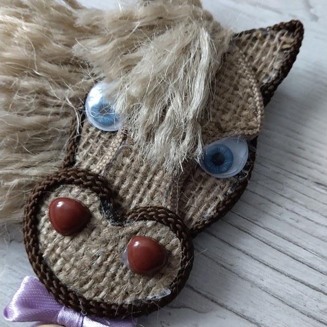 Сувенір Кінь на магніті, 15х9 см (020)