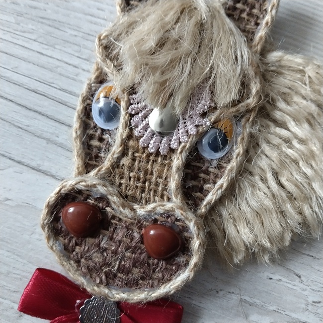 Сувенір Кінь на магніті, 15х9 см (022)