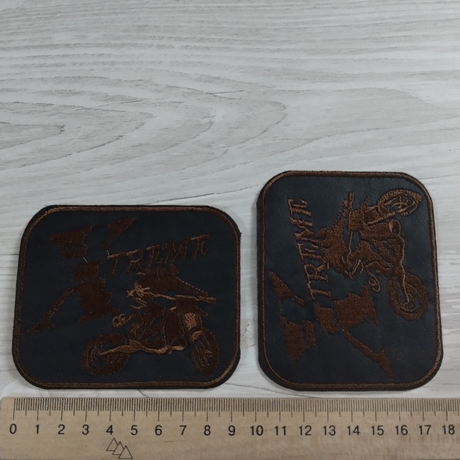 Нашивка клейова Екстрім  100х80 мм.