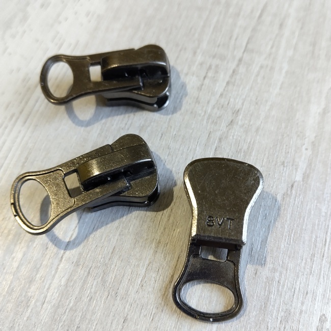 Бігунок трактор, тип-8,  Велике вухо, темний нікель*