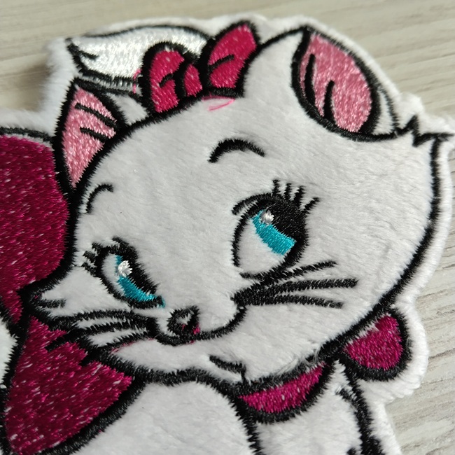 Нашивка клейова Кішка, 160х150 мм