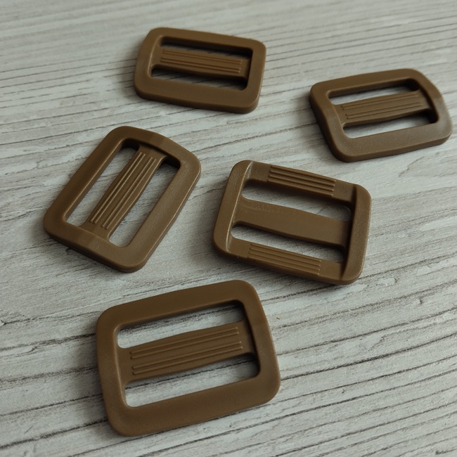 Перетяжка пластикова, двощілинна, 25 мм, койот