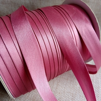 Косая бейка, атлас, 15 мм., лилово-розовый (6061)
