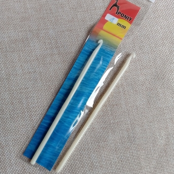 Крючок для вязания PONIY пластмас., 4 мм. (14 см.)