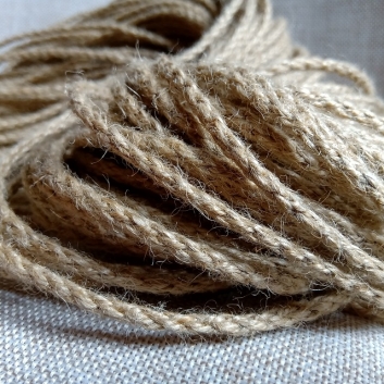 Мотузка плетена джутова 0,4 см.