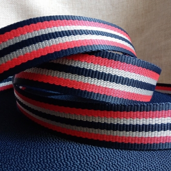 Лента ременная, полипропилен, 40 мм., синяя с красными и белыми полосами.
