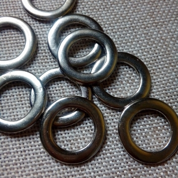 Кольцо металлическое, плоское, никель, 15 мм.