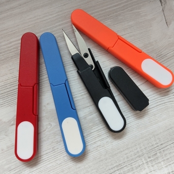 Ножиці для обрізки ниток з  колпачком, 12 см