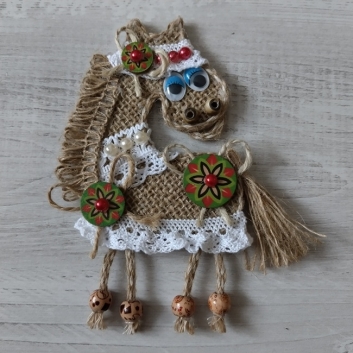 Сувенір Конячка на магніті, 10х14 см (001)