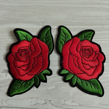 Нашивка Бутон троянди з листочками 115х80 мм (пара)